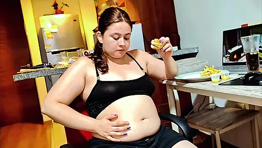 Sesi nicole di-anal habis-habisan sampai perutnya menganga lebar
