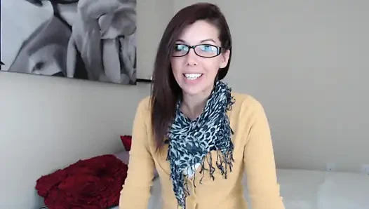 Застенчивая девушка оказалась плохой для тебя - секс в видео от первого лица