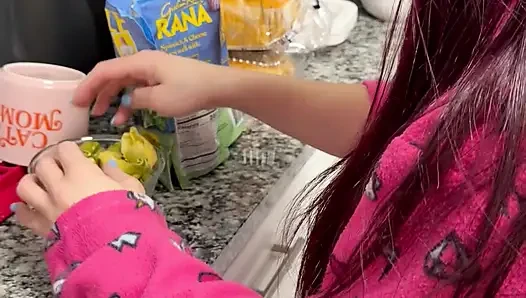 Ein großer Hintern für deinen gedemütigten kleinen Schwanz