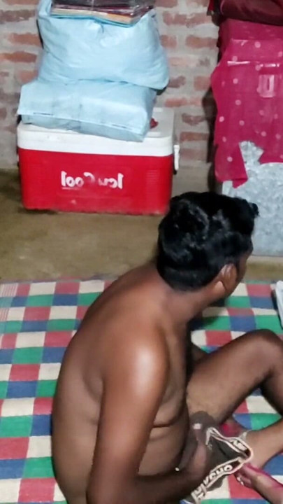 Desi Indian village's sensual sister-in-law | Clip 1