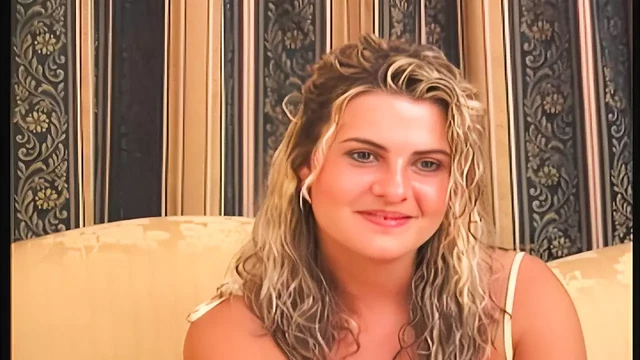 geiler dreier mit 2 mega heissen milfs und ihren engen muschis