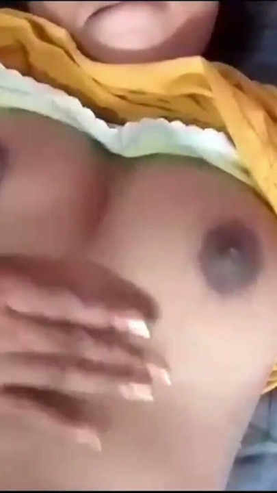 The desi girlfriend is very beautiful and her tit is rubbing the juice. | Clip 3