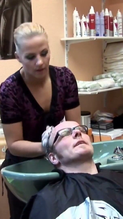Fick mit meiner Friseuse | Clip 1
