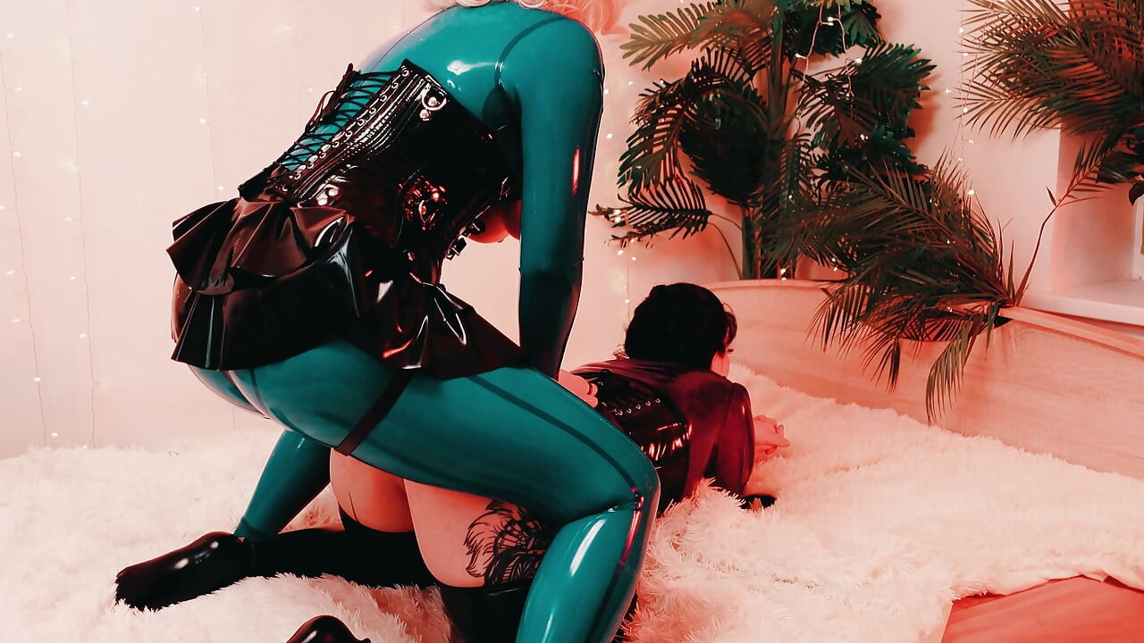 Blonde vs Brunette Fetish Sex - Massive Tits, Round Asses & Non-Stop Lesbian Fucking