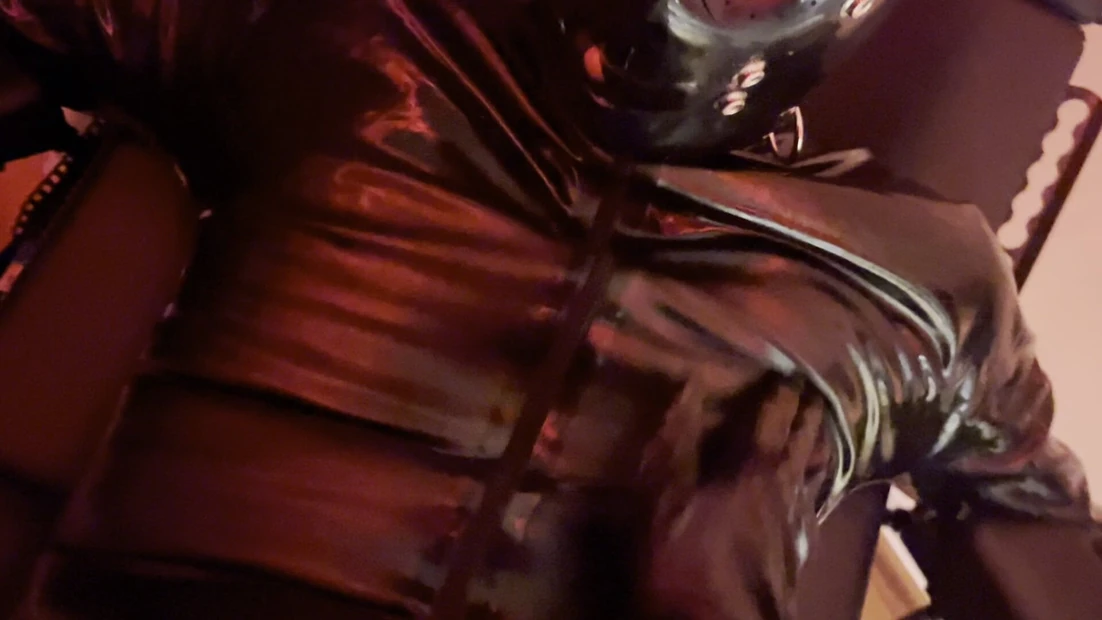 Latex slave is punished by the Baroness