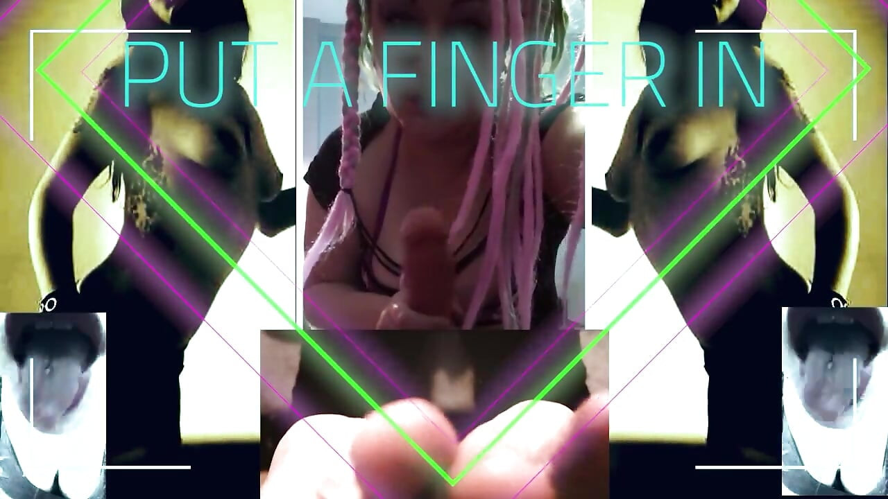 Adik tiri dientot habis-habisan sampai kencing dan bikin kamu bugil dan fingering lubang pantatmu sendirian