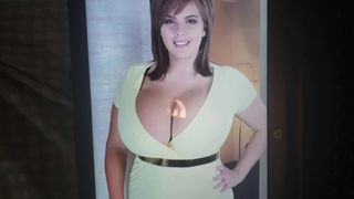 Xenia wood cum tribute me faz atirar uma grande carga