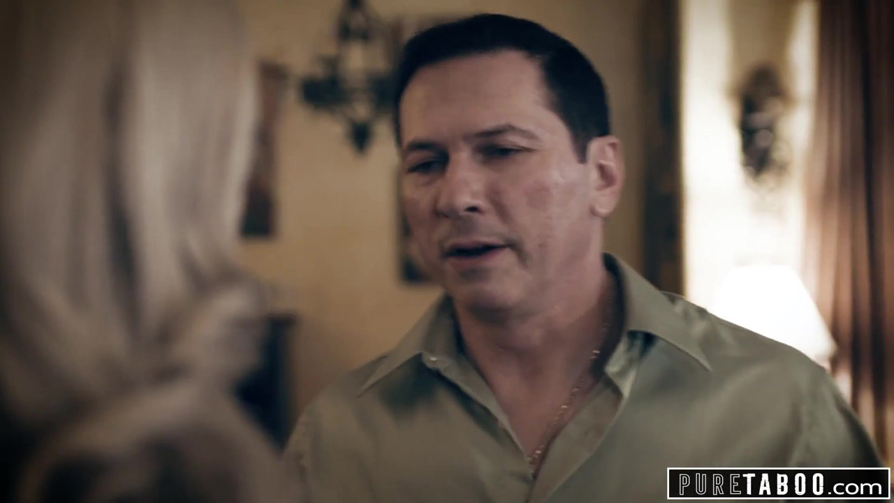 純粋なタブー嫉妬深い息子が継父を誘惑するために継母を誘惑する