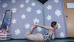 Allenamento yoga - streaming in diretta per principianti - esibizionismo, nipslip, venezuelana