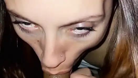 Трах старой в любительском видео от первого лица