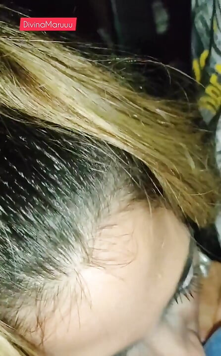 Eu fui para uma carona no carro e eu me senti como chupar seu pau