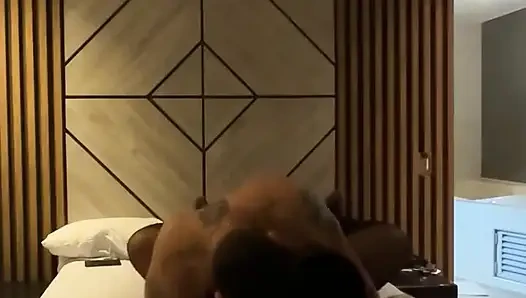 Istri penurut muncrat sampai banjir di ranjang