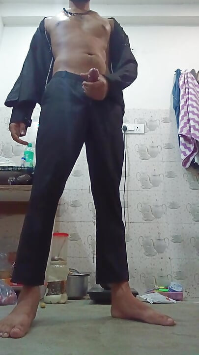How nice it feels to masturbate in a room alone
