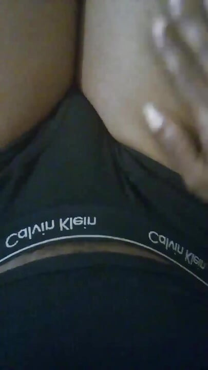 Nevjerojatan veliki crni
