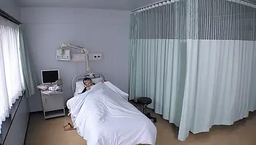 I Ended up Giving in to Temptation on the Day My Pregnant Wife Gave Birth