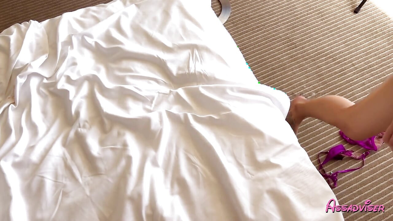 סצנה אנאלית הארדקור מלאה עם קלאני לואנה