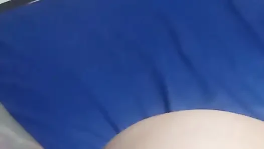 Büyük götlü onu sert sikiyorum
