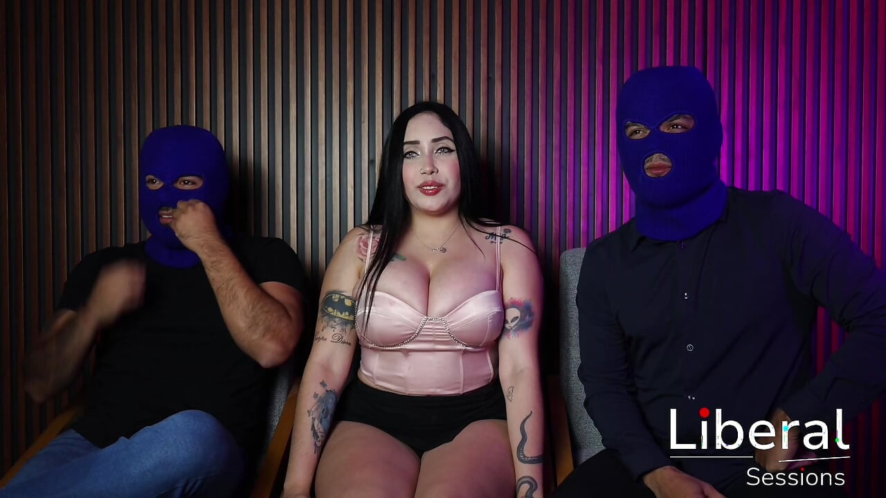 BIG TITS WOMAN GETS FUCKED AND RECORDED BY TWO MEN FOR THE FIRST TIME