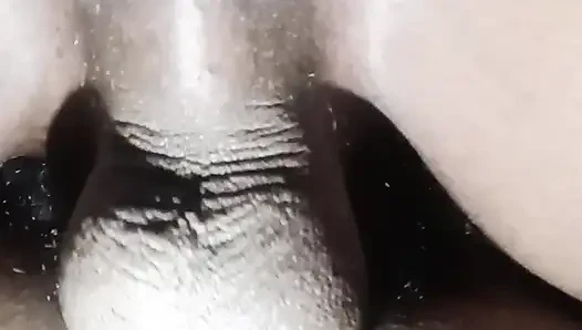 Sri lankan cheating wife fucked by next door man in the morning while i calling her phone