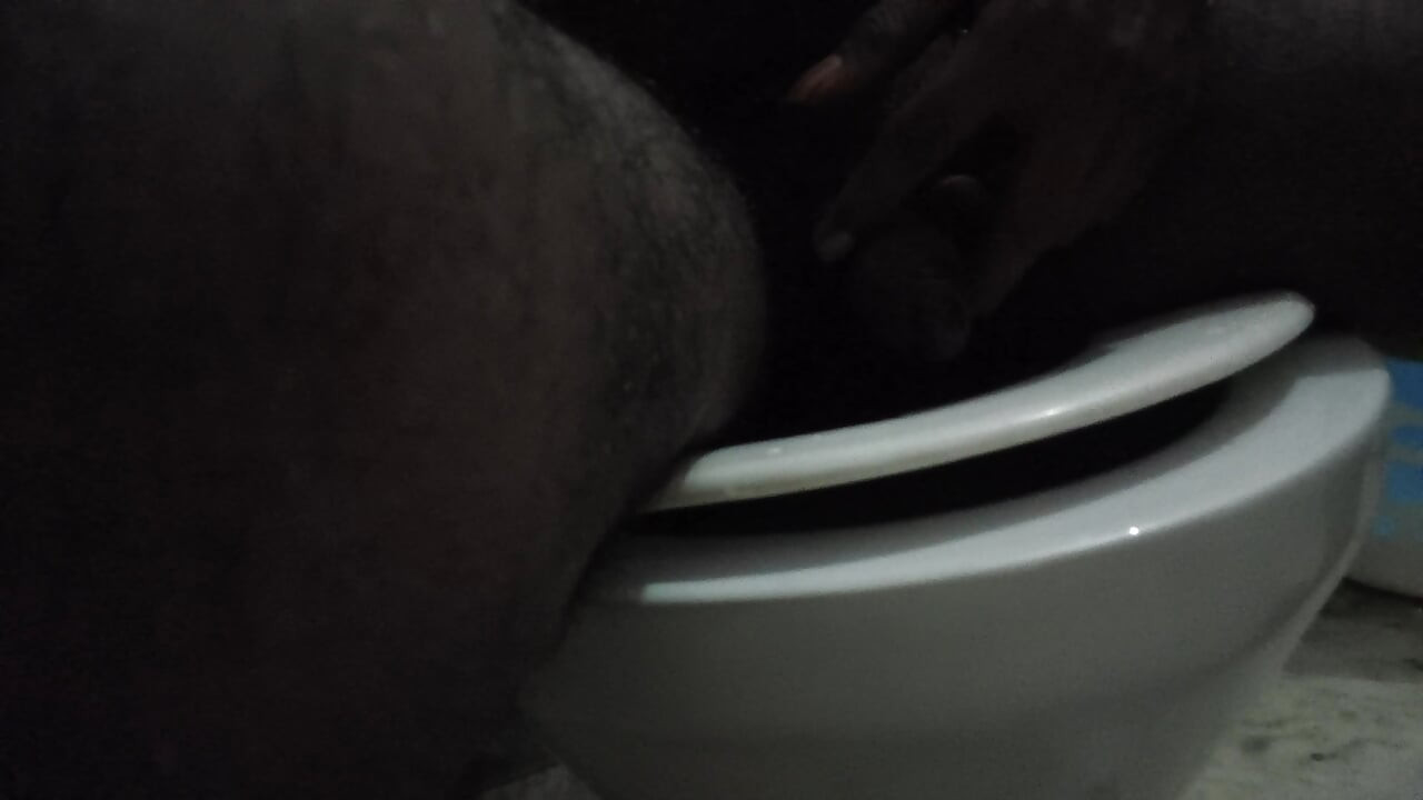 Bathroom mein bhabhi ki pantry bara se khela