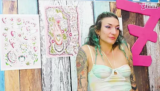 Italina porno yıldızı için dövme seansı sırasında vahşi anal sikiş