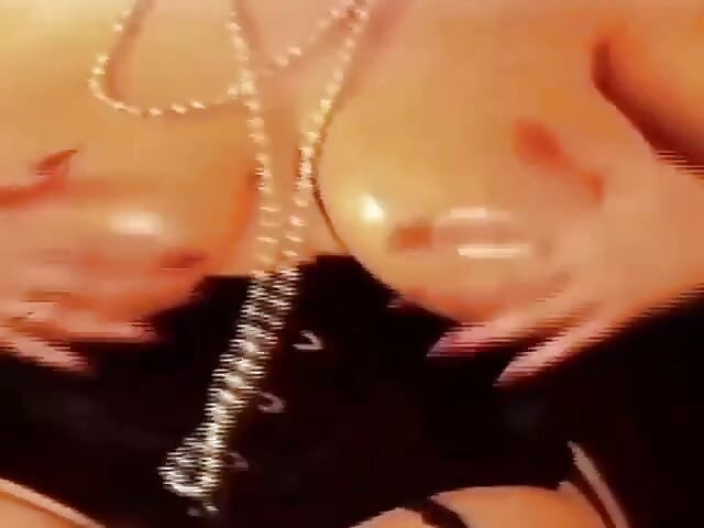 Грудь Британии 7