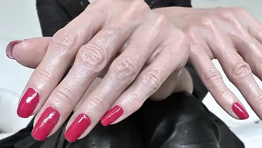 Red Fingernail Day, Lady Victoria Valente