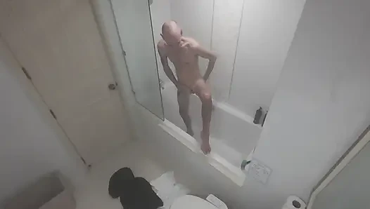 Gizli duş kamerası beni duşta yakaladı