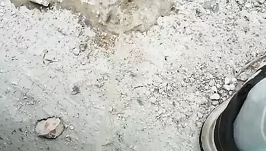 sokağa işemek
