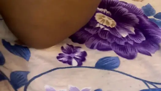 Üvey kız kardeşim ziyaret etti ve onu büyük yarağımla şaşırttım