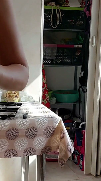 Hot amateur wife undressed cleaning the oven 💕 Milf hairy pussy big nipples | Clip 2