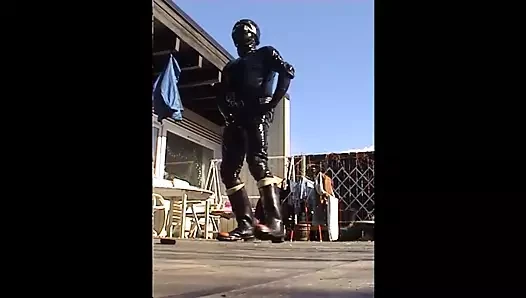 RoxinaRestlessRubber