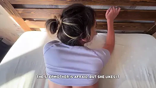 Üvey Anne Dikkat Talep Ediyor