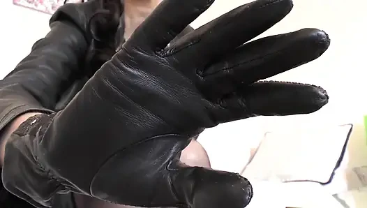 Quietschen, schwarze Lederhandschuhe an! Schnüffeln sie und WICHsanleitung - lady victoria Valente
