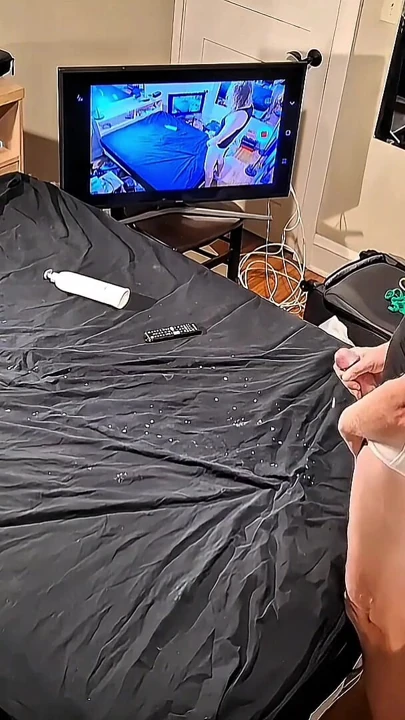 Massive Cumshot from Long Hair Daddy | Clip 1