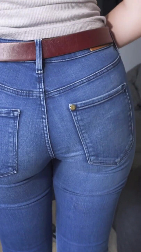 Ass Teasing In Tight Blue Jeans And Full Back Panties | Clip 1
