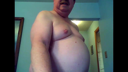 Nonno accarezza in webcam