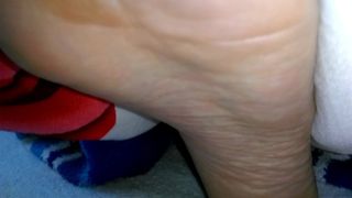 Die Füße der Ehefrau