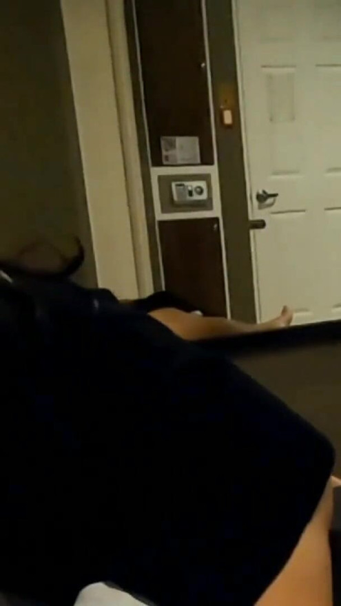 Pinay Fuckbuddy Fucks His Friend | Clip 1