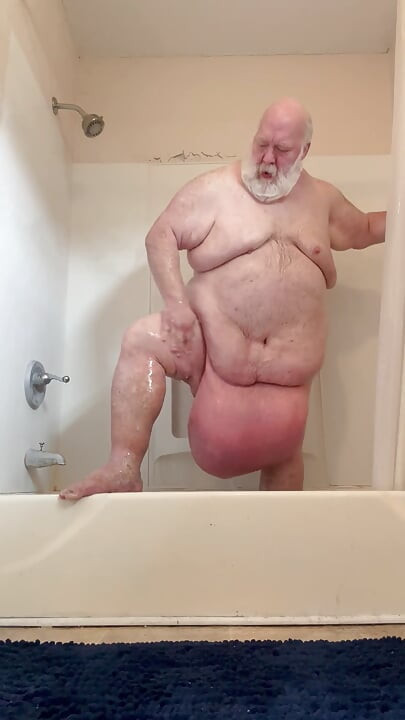 Hog Shower