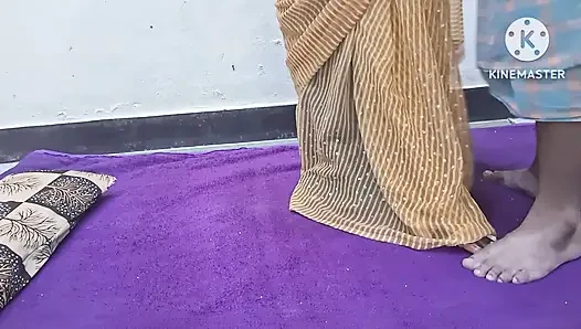 A Indian housewife fucked by his debar when husband outside