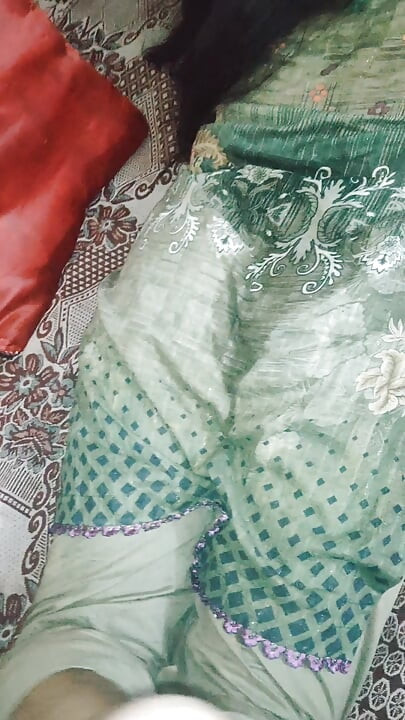 Loray ki Dewani Bhabi Gand me