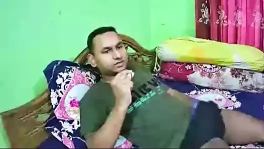 Hintli kadının içine boşalıyor