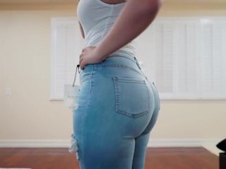 Bri Martinez - The PERFECT Jeans For Curvy Girls
