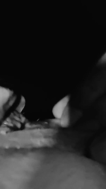Pussy eating,  fingering and slapping | Clip 1