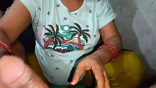 Seksi neha yenge ağzına boşalmak için büyük yarak emiyor luckyboy ravi ile tüm boşalma derleme videosu