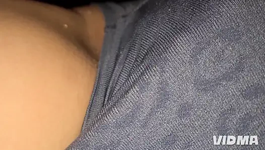 Memek basah dan orgasme sambil menonton film porno