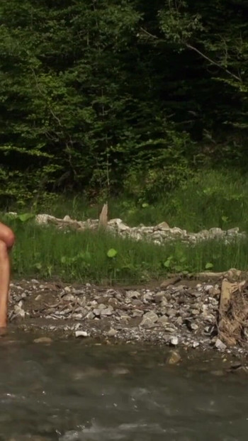 Thrilling moment from "Die geile Blonde Jamsine Milf wird Outdoor richtig heftig rangenommen"