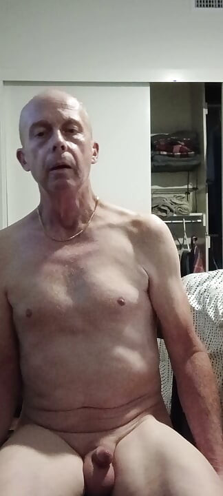 Tiny Dick Gay Man Jerking Off Taking About How A 22 Year Old Used his Hole