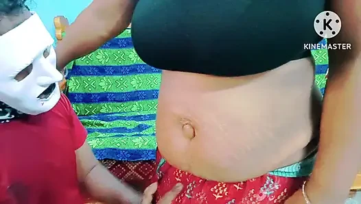 Nachbarin tante lutscht mit süßem von desi boy - tamilischer dirtytalk mit lautem stöhnen